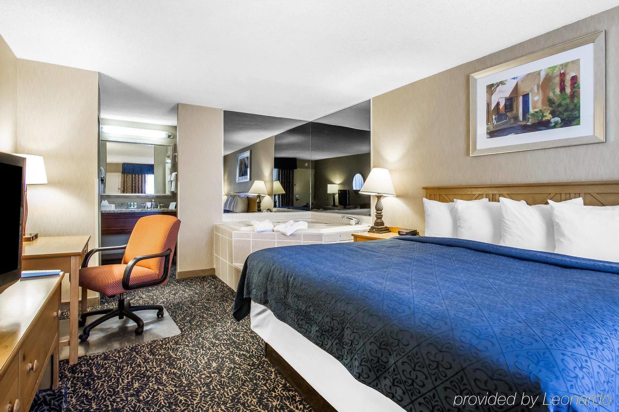 Quality Inn Деминг Екстериор снимка