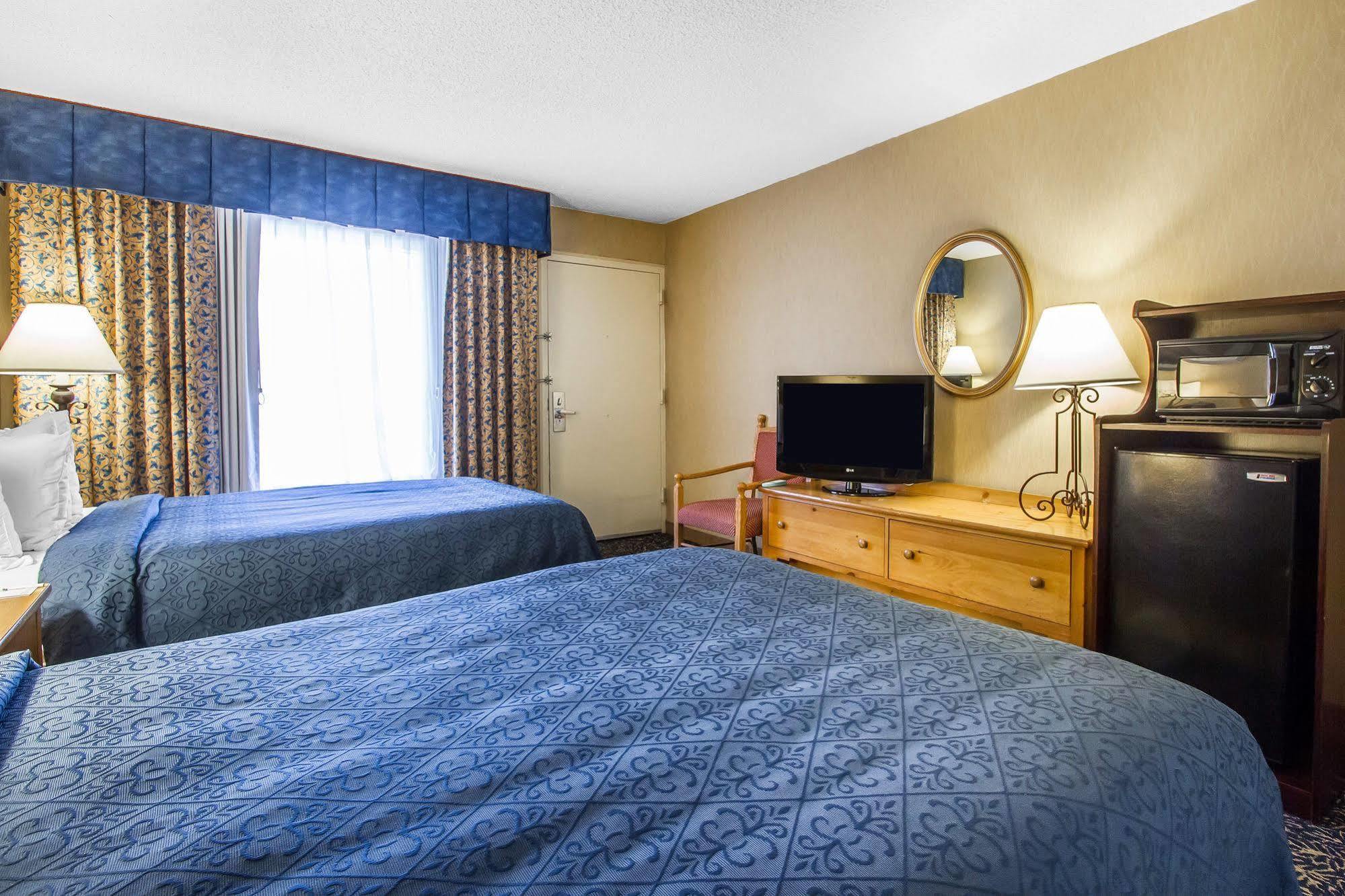 Quality Inn Деминг Екстериор снимка